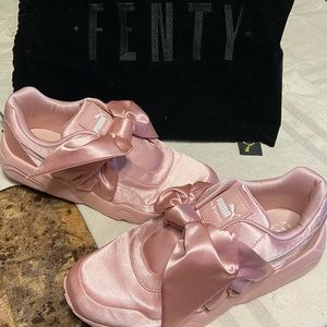 Fenty Puma by Rihanna pink satin size 10